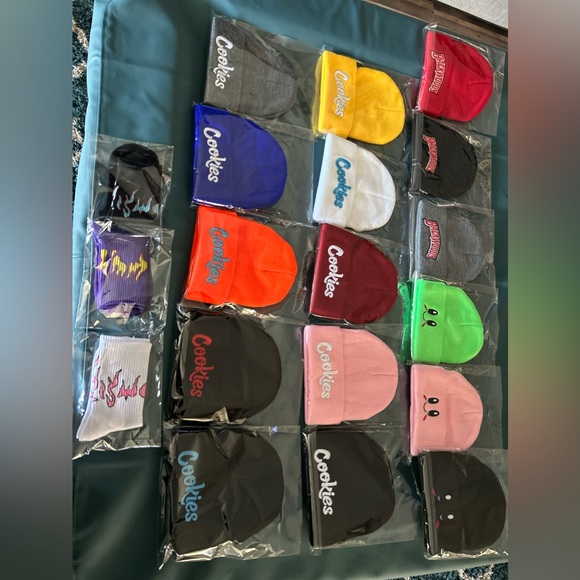Stickers ,beanies , socks , pins - Picture 5 of 5